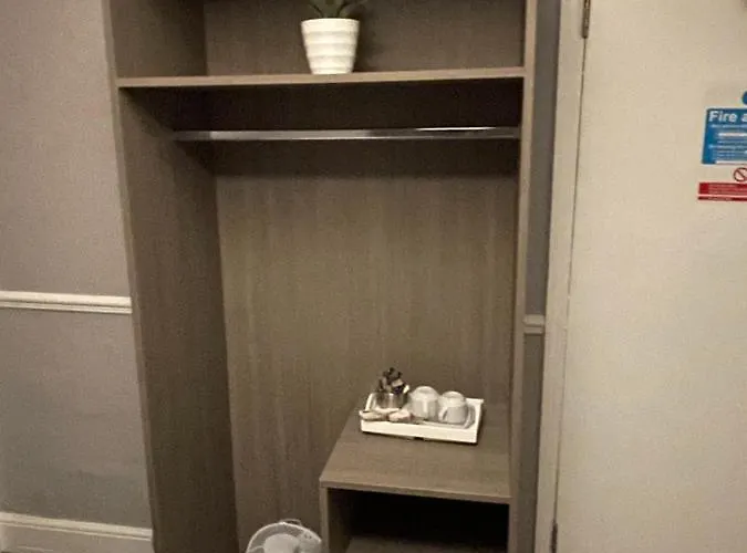 The Castlegate Arms Hotel